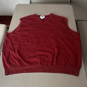Harbor Bay Men’s V-Neck Sweater Vest in Burgundy Red